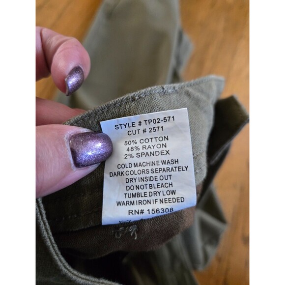 L.T.J Letter to Juliet Green Cargo Joggers Women's Size L Zip Cuff Utility NWT - Picture 5 of 9